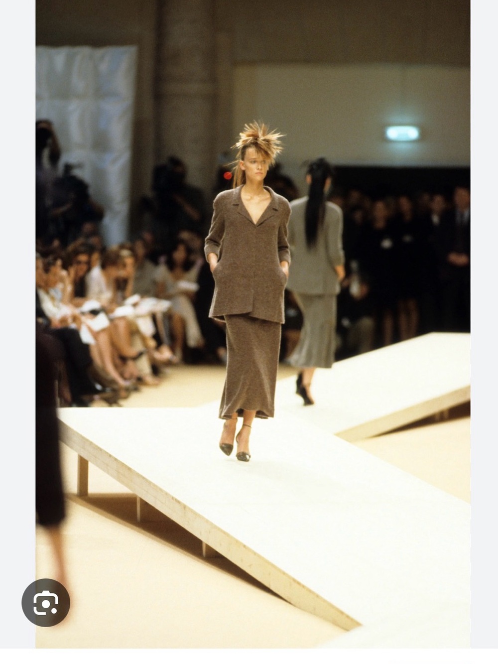 CHANEL Vintage Fall 1999 Coat - Picture 10 of 11